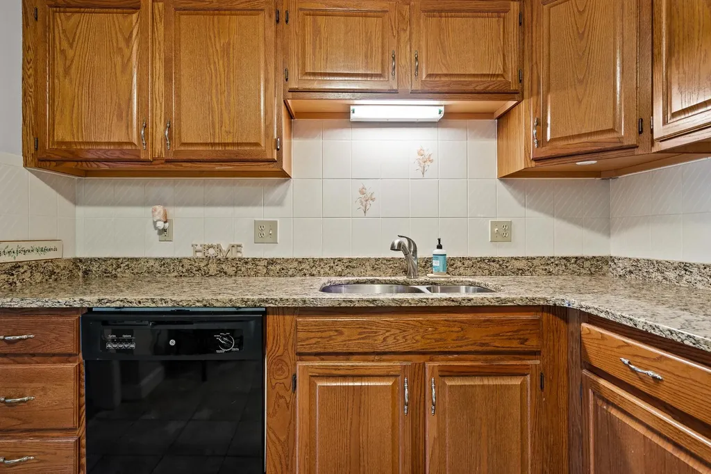 490 River Road Manchester NH 03104