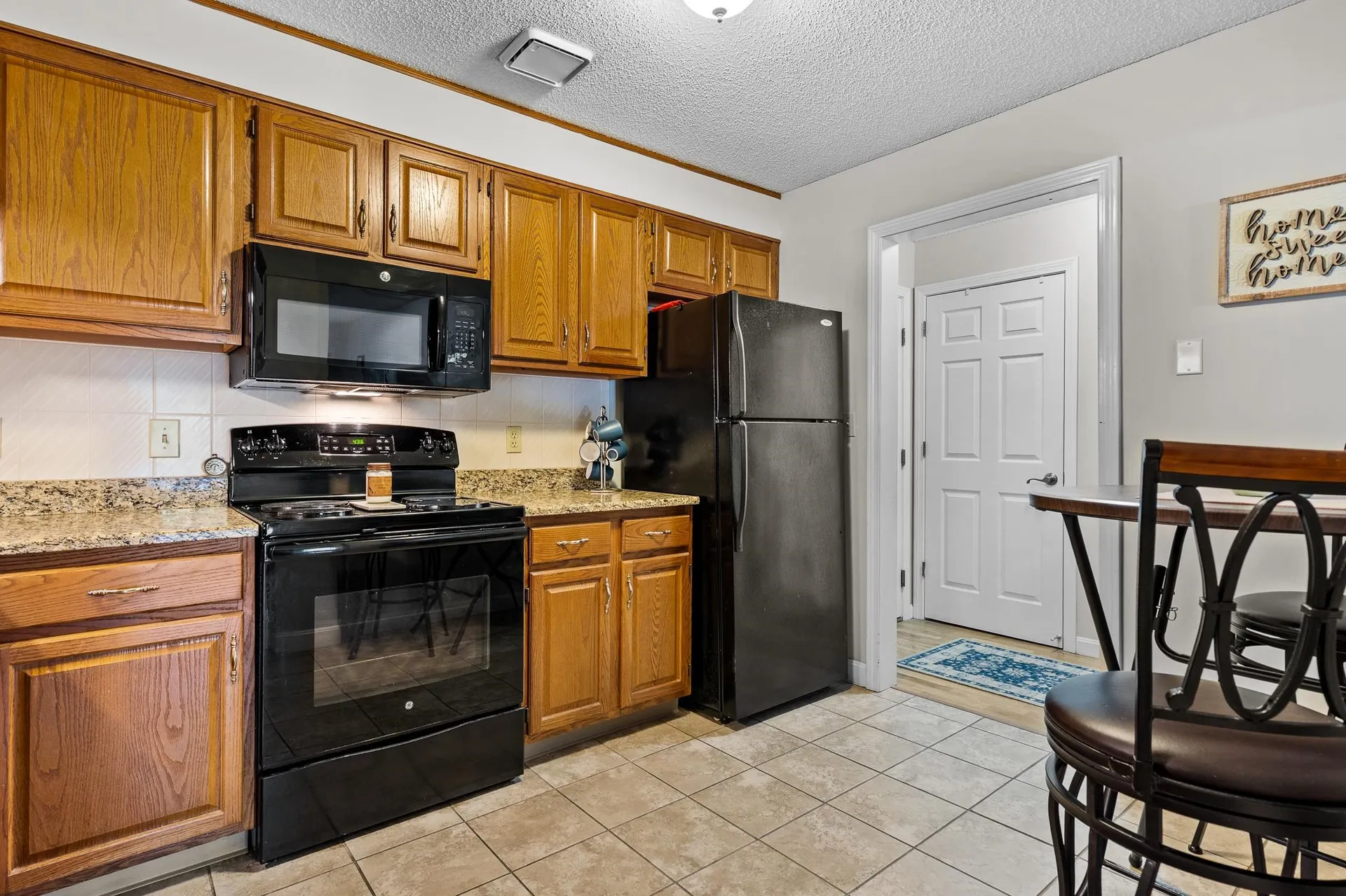 490 River Road Manchester NH 03104