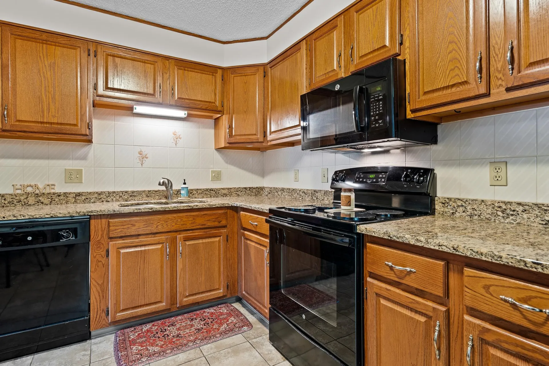 490 River Road Manchester NH 03104