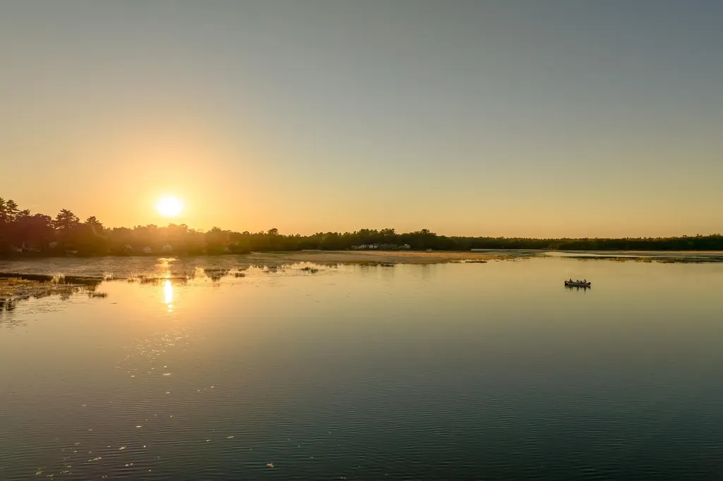 40 Coopers Grove Road Kingston NH 03848