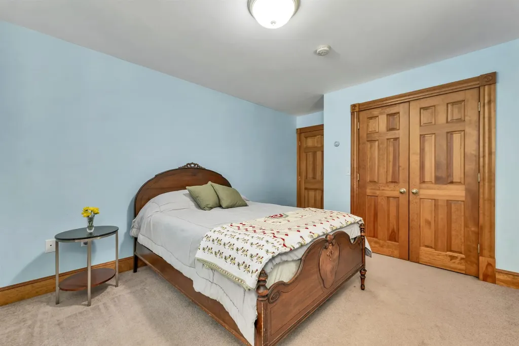 40 Coopers Grove Road Kingston NH 03848