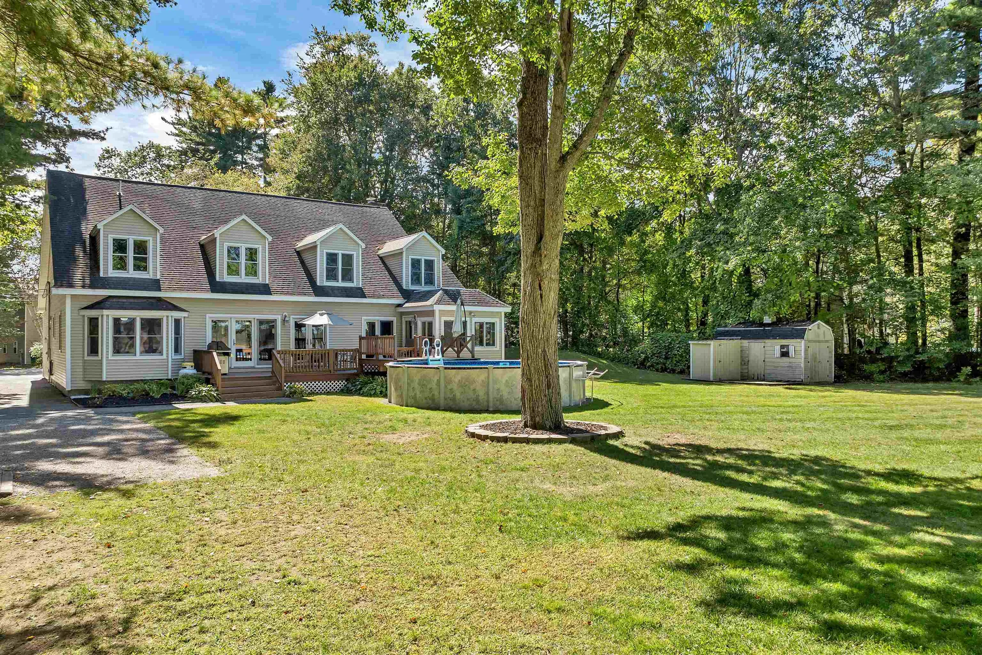 40 Coopers Grove Road Kingston NH 03848