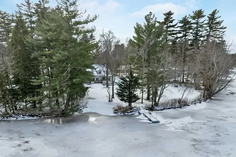 40 Coopers Grove Road Kingston NH 03848