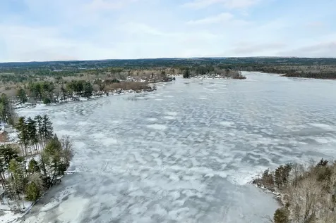 40 Coopers Grove Road Kingston NH 03848