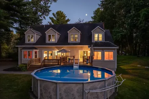 40 Coopers Grove Road Kingston NH 03848