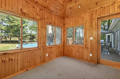 40 Coopers Grove Road Kingston NH 03848