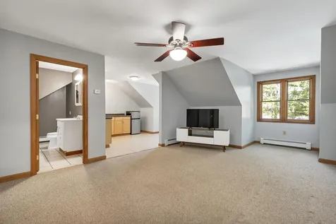 40 Coopers Grove Road Kingston NH 03848