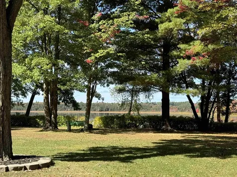 40 Coopers Grove Road Kingston NH 03848