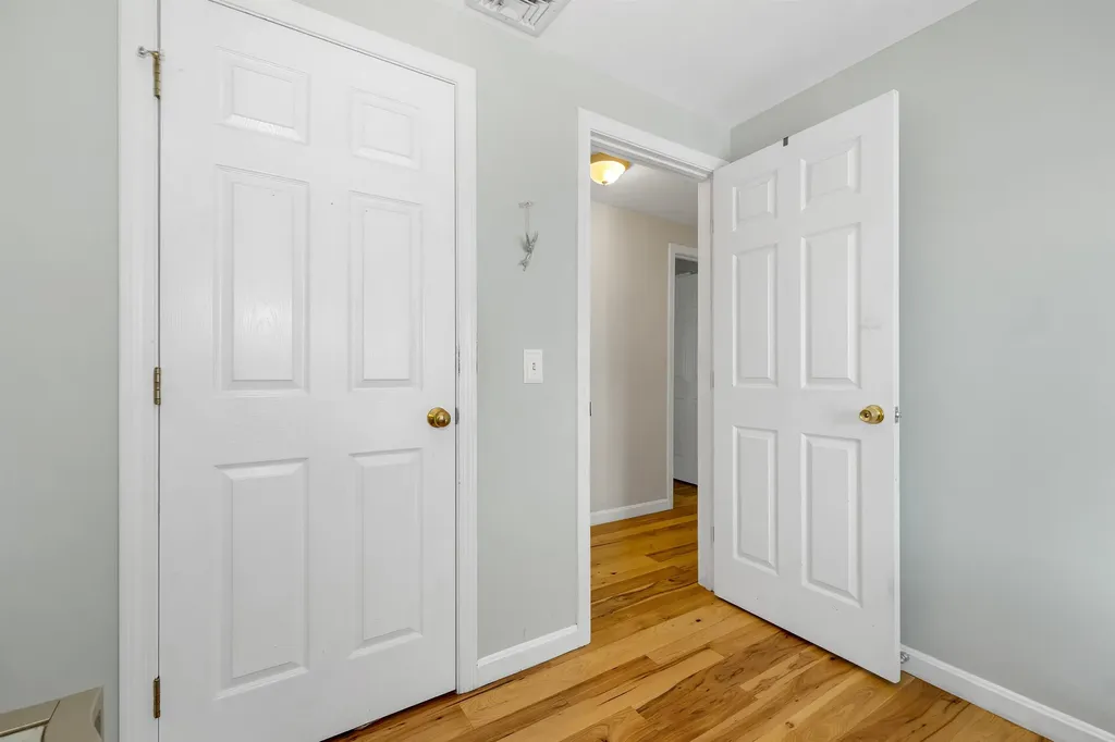 35 Fraser Drive Salem NH 03079