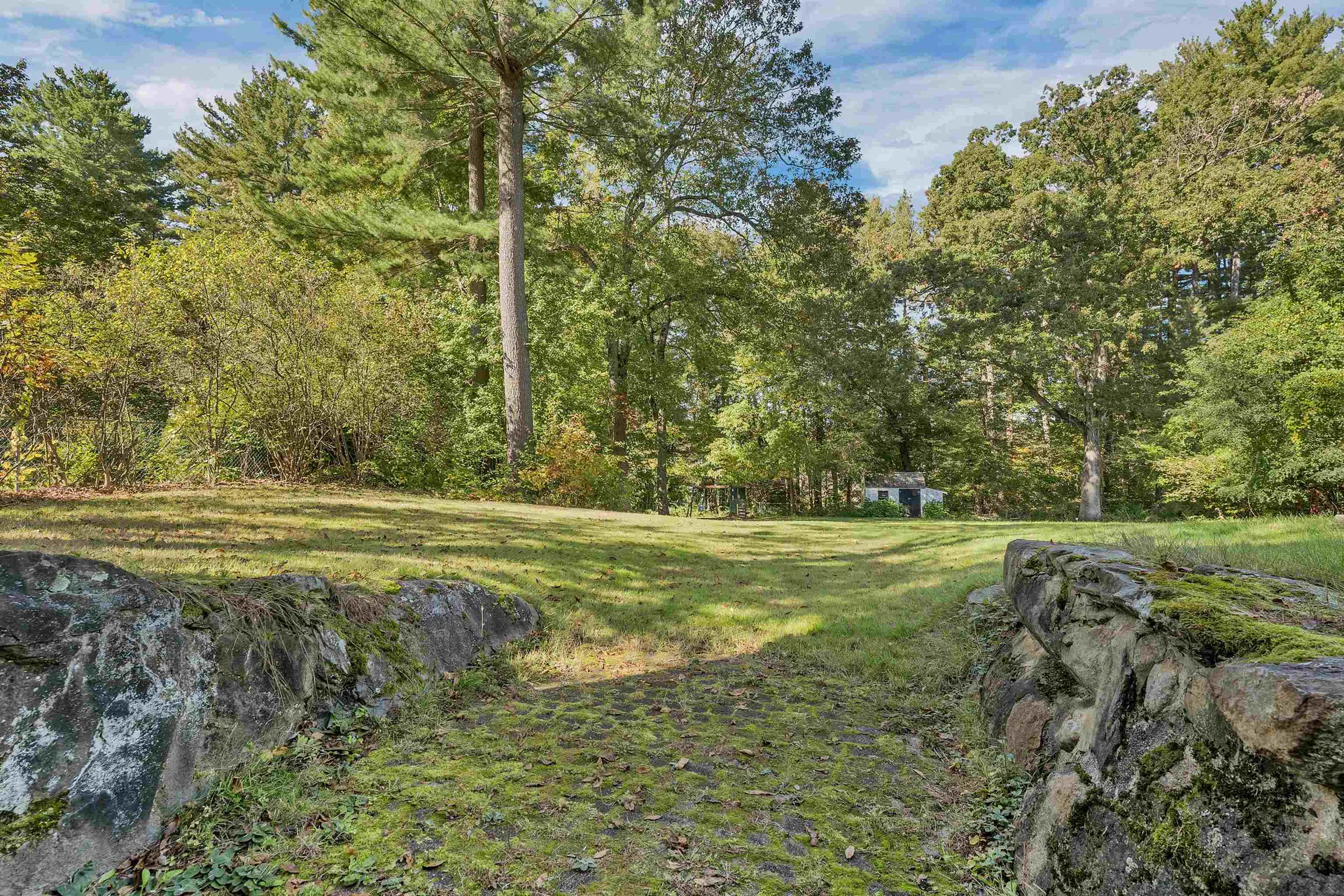 35 Fraser Drive Salem NH 03079