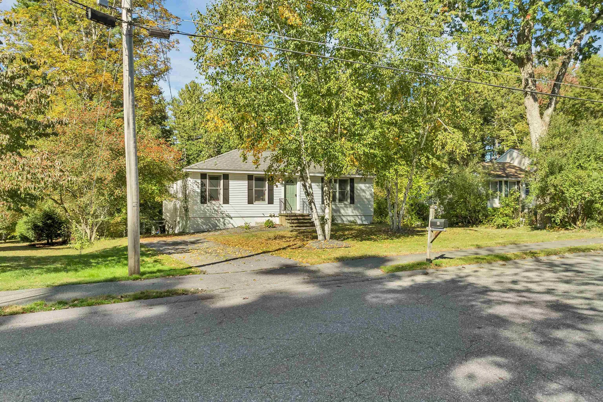 35 Fraser Drive Salem NH 03079