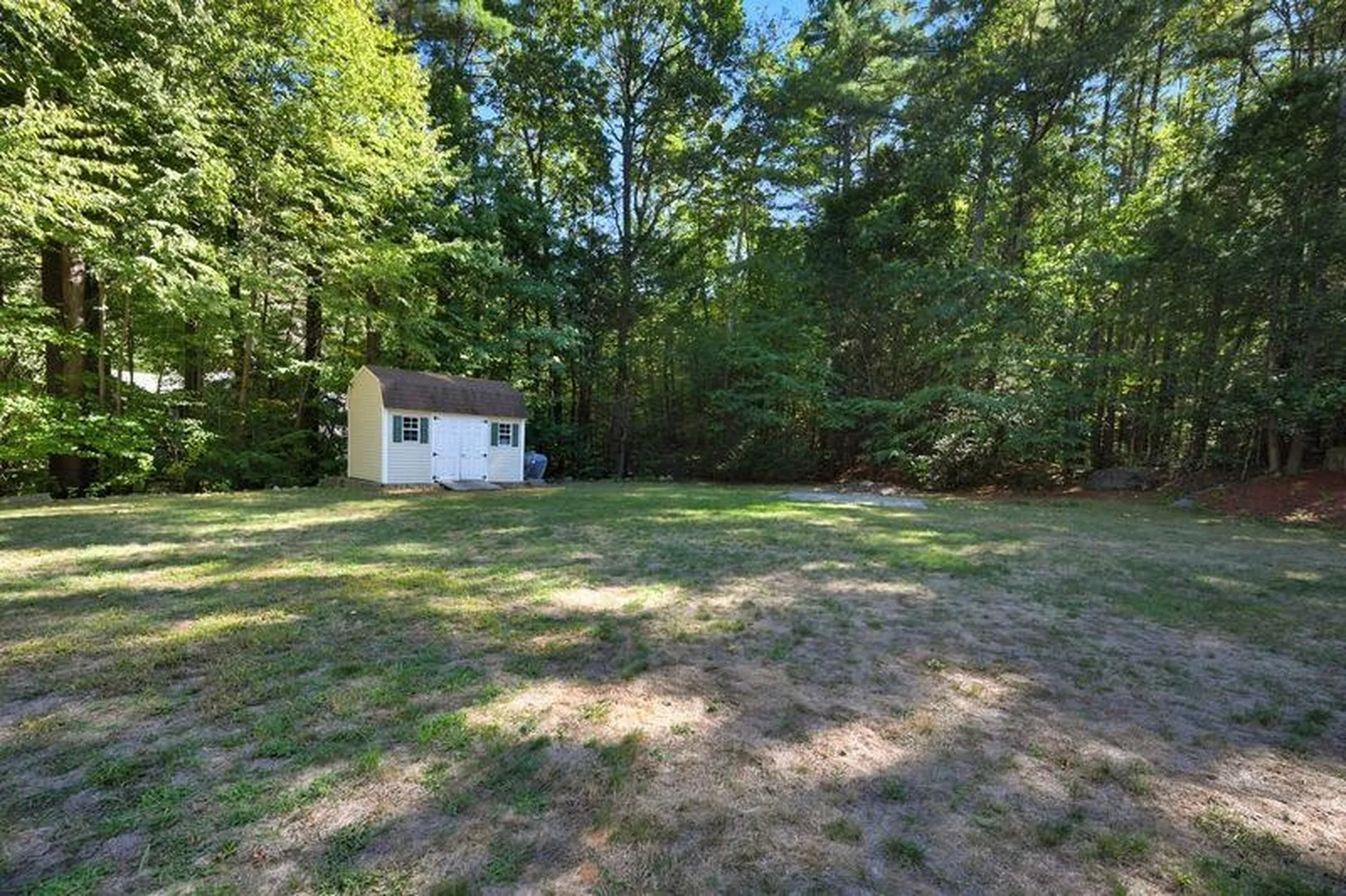 143 Colby Road Danville NH 03819