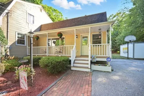 143 Colby Road Danville NH 03819