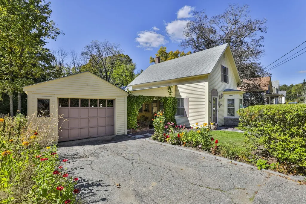 40 North Street Milford NH 03055