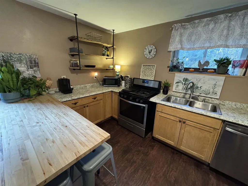 1833 Mattson Road Chester VT 05143