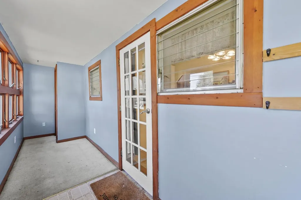 62 & 43 Wilders Grove Road Newton NH 03858