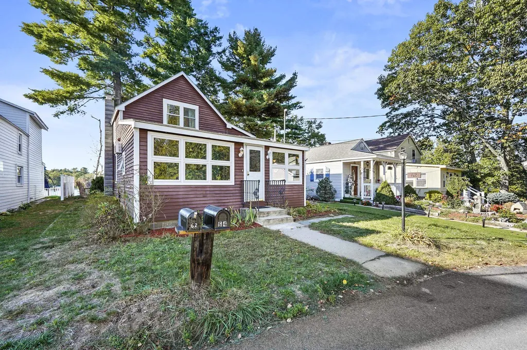 62 & 43 Wilders Grove Road Newton NH 03858