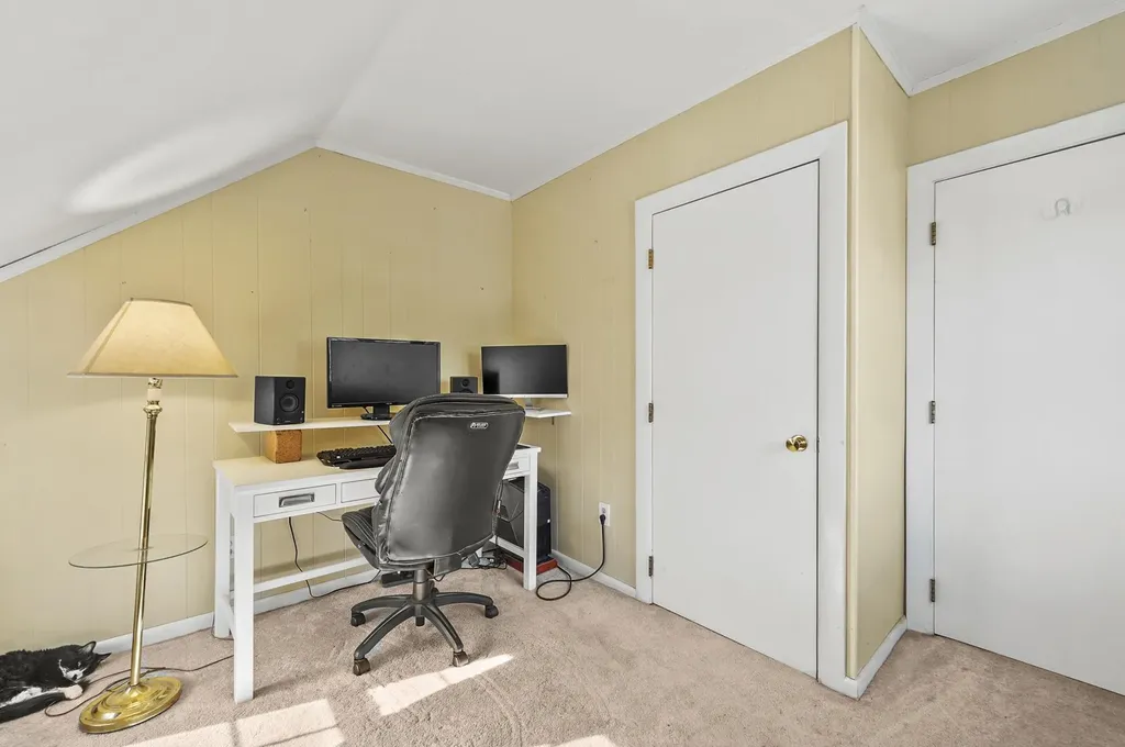 62 & 43 Wilders Grove Road Newton NH 03858