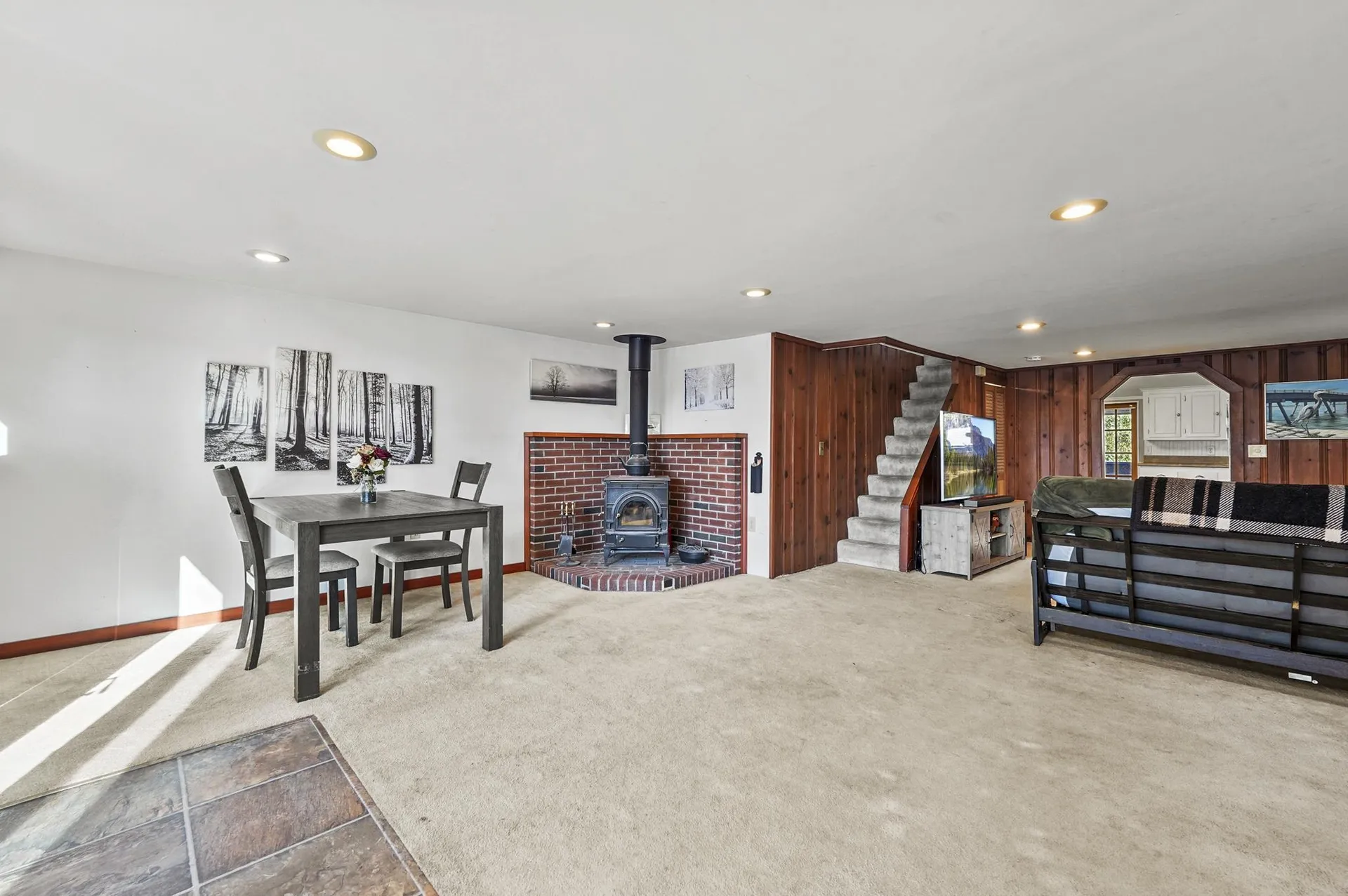 62 & 43 Wilders Grove Road Newton NH 03858