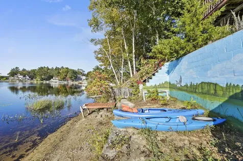 62 & 43 Wilders Grove Road Newton NH 03858