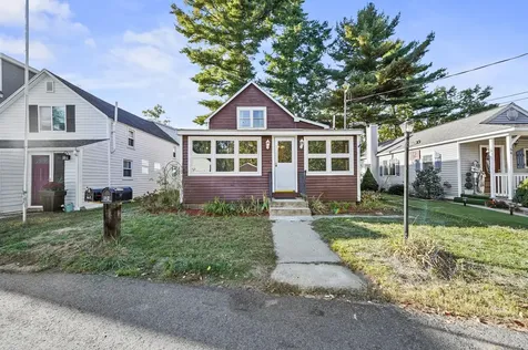 62 & 43 Wilders Grove Road Newton NH 03858