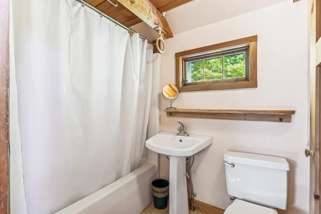 400 Brook Road Chelsea VT 05038
