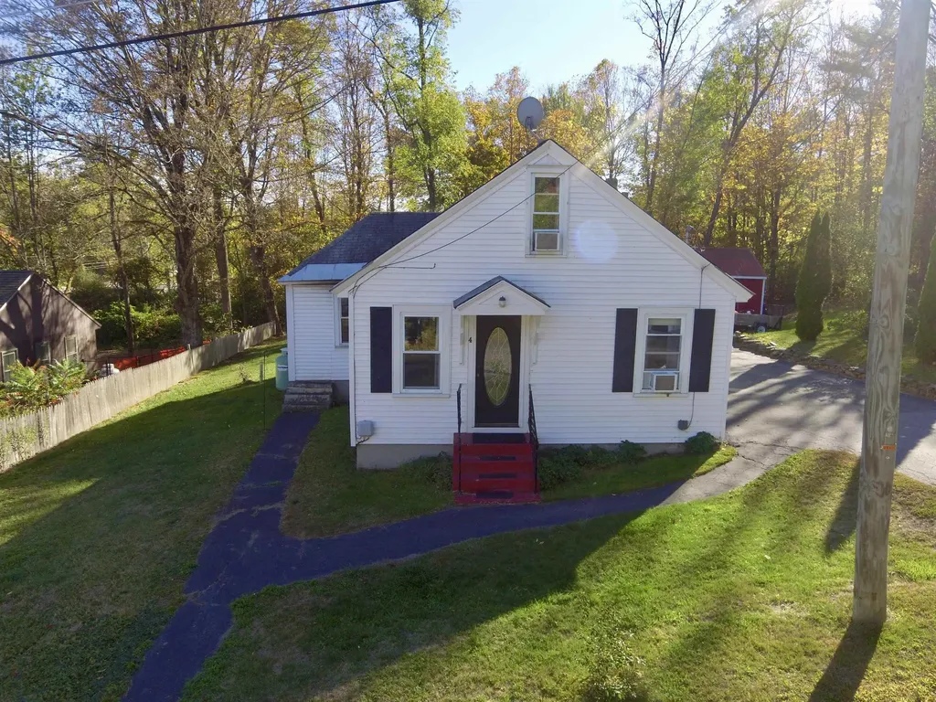 4 Anderson Street Claremont NH 03743