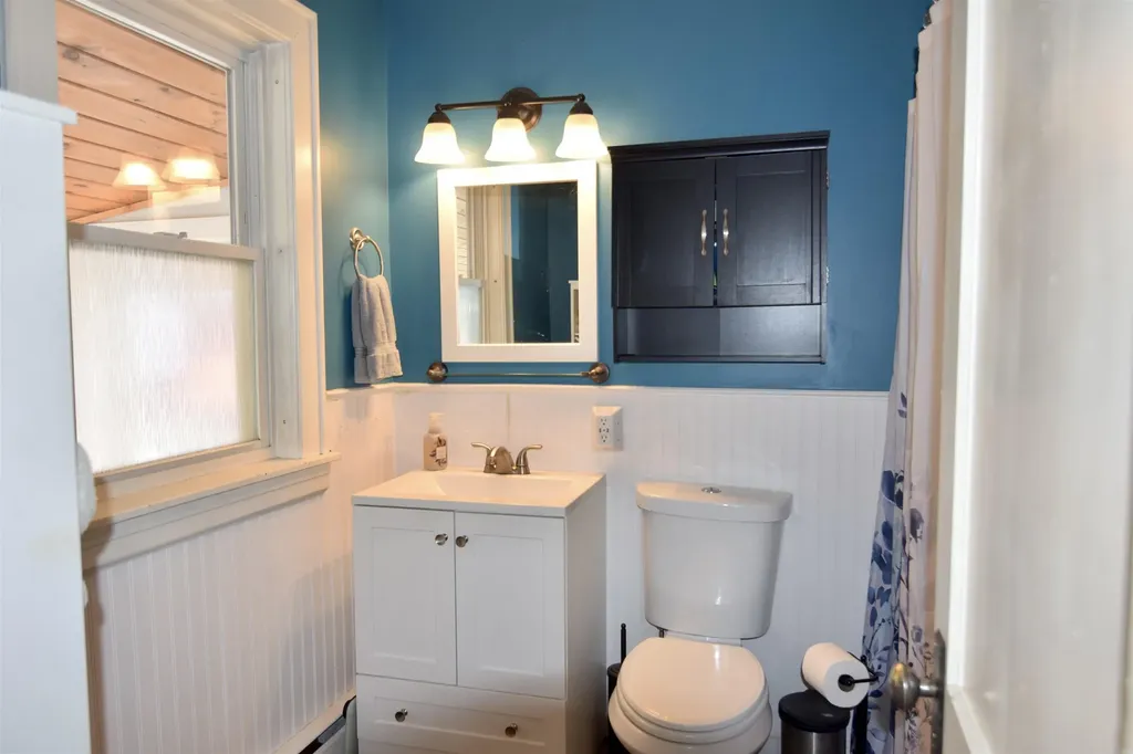 4 Anderson Street Claremont NH 03743