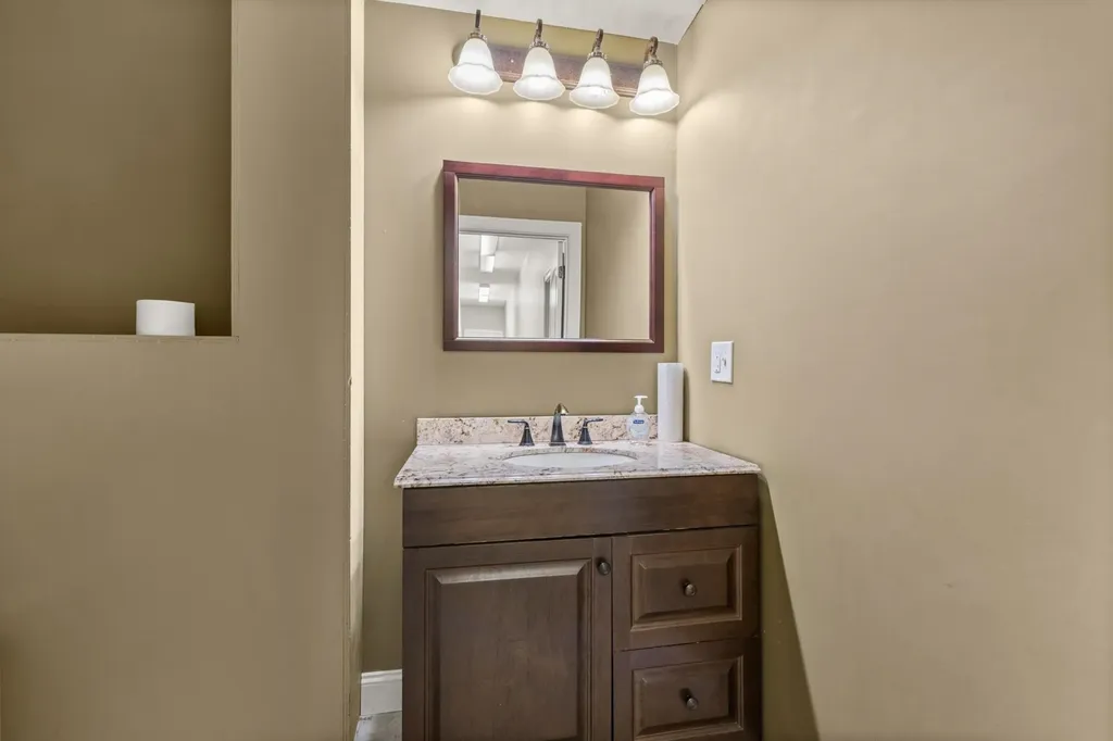 381B Portland Street Berwick ME 03901