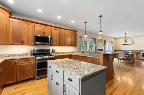 19 Schooner Drive Dover NH 03820