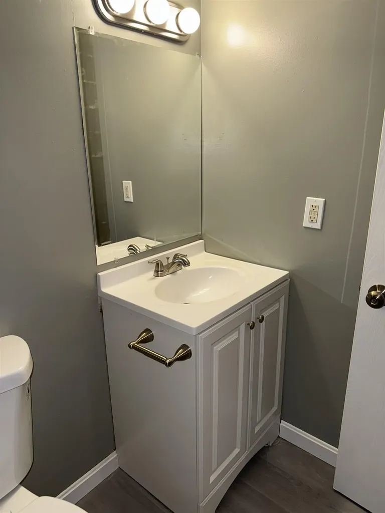 12 East Side Drive Concord NH 03301