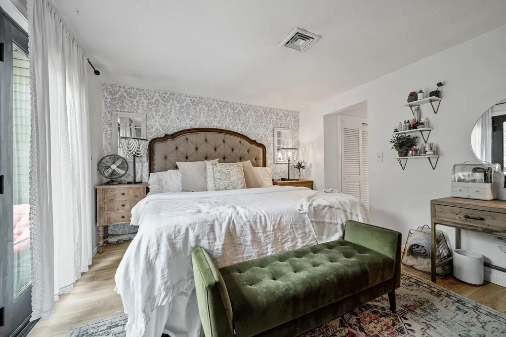 64 Stacey Circle Windham NH 03087