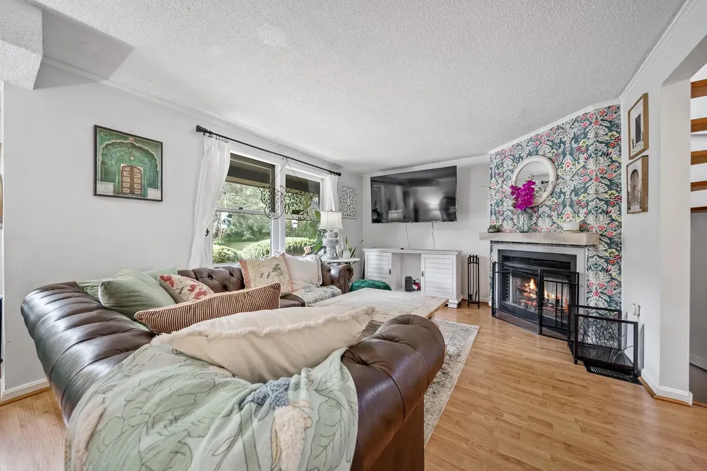 64 Stacey Circle Windham NH 03087