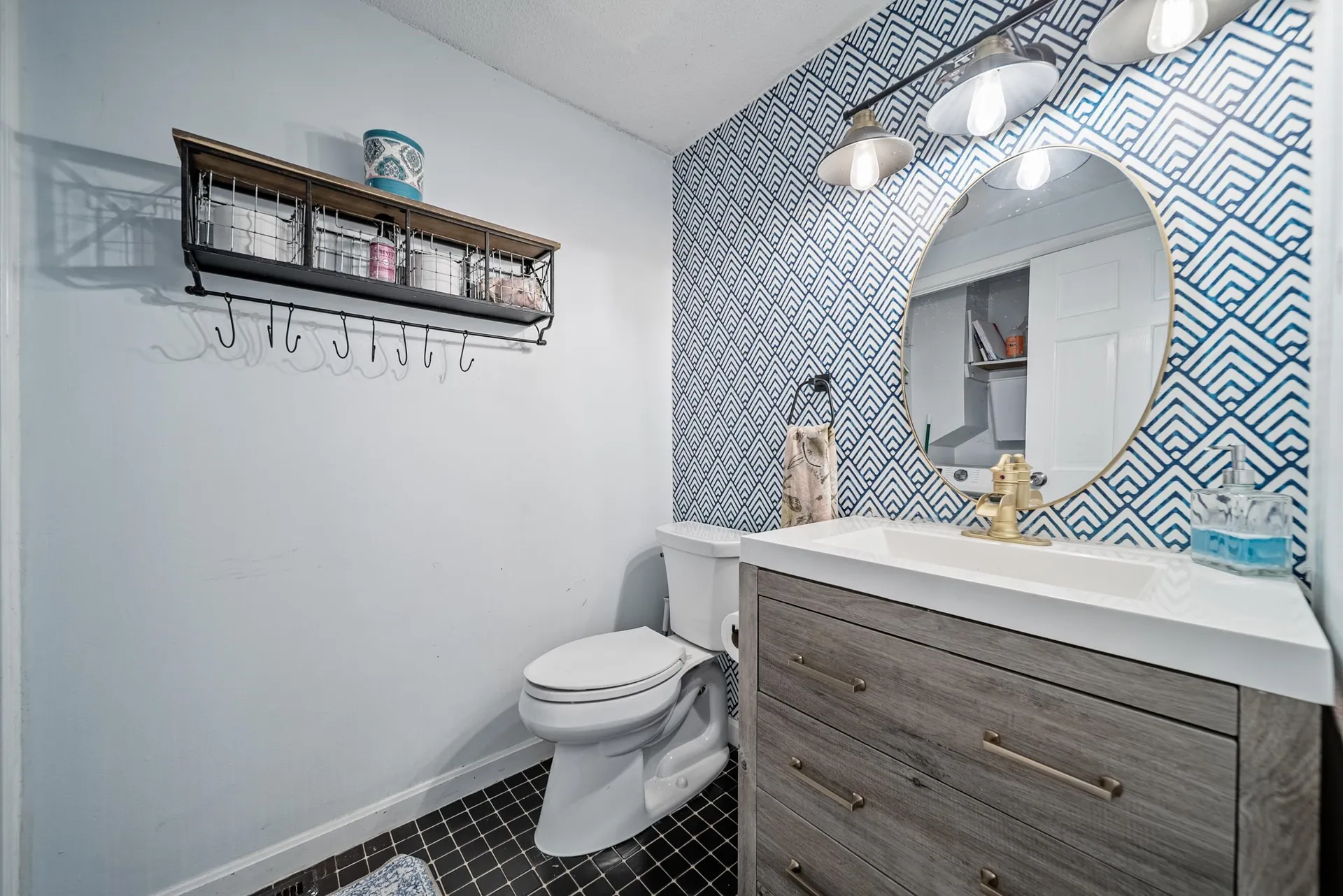 64 Stacey Circle Windham NH 03087