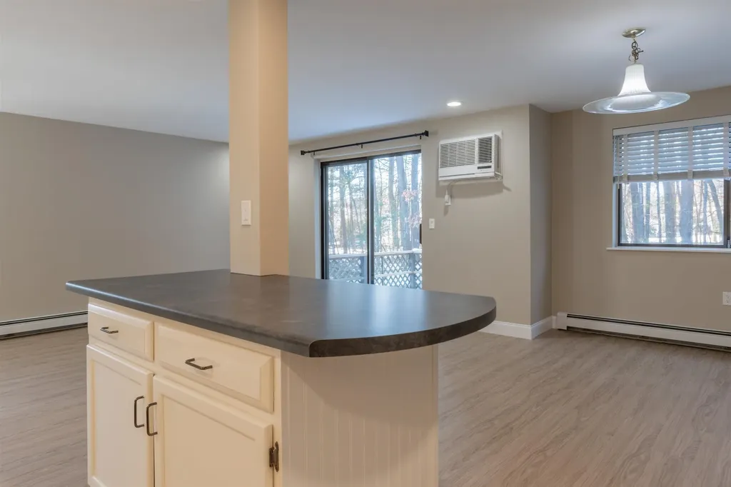 185 Indian Rock Road Merrimack NH 03054