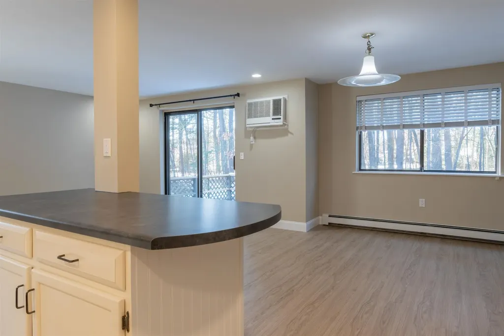 185 Indian Rock Road Merrimack NH 03054