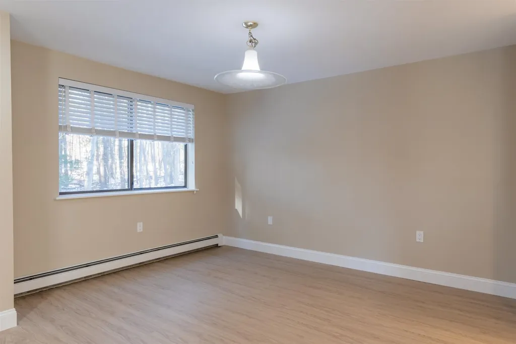 185 Indian Rock Road Merrimack NH 03054