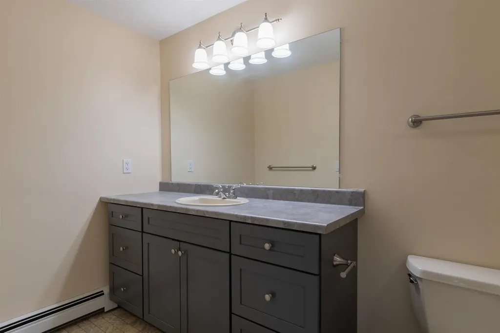 185 Indian Rock Road Merrimack NH 03054