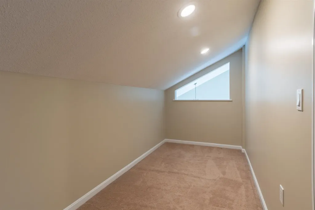 185 Indian Rock Road Merrimack NH 03054