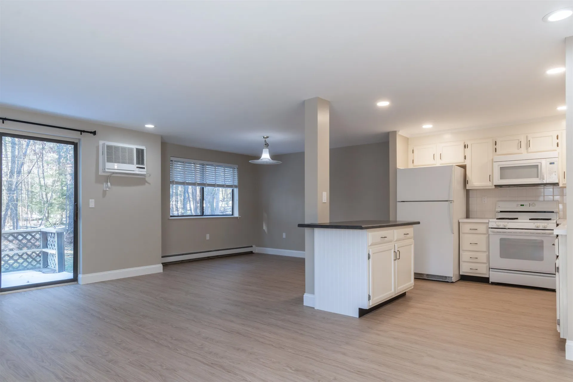 185 Indian Rock Road Merrimack NH 03054