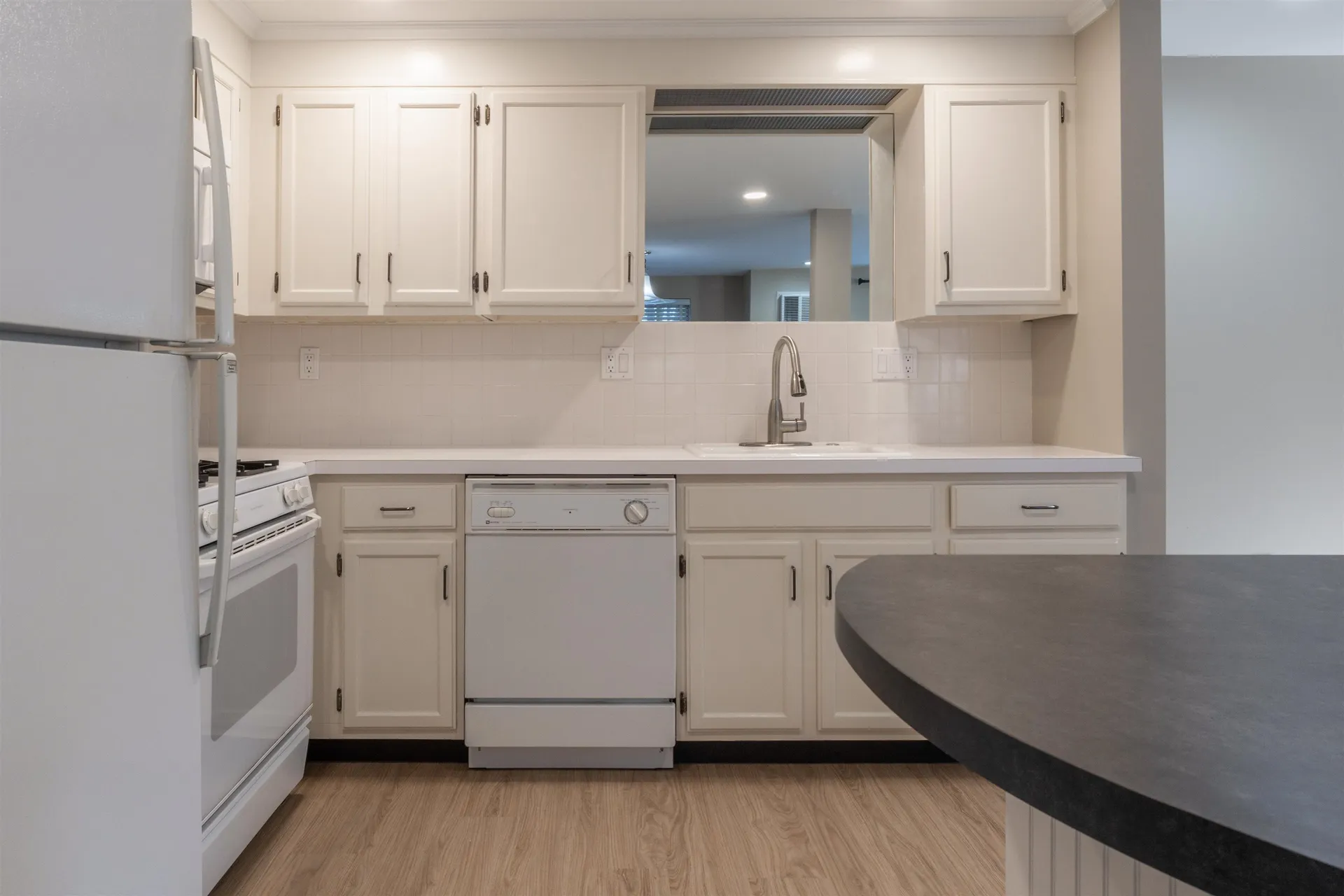 185 Indian Rock Road Merrimack NH 03054