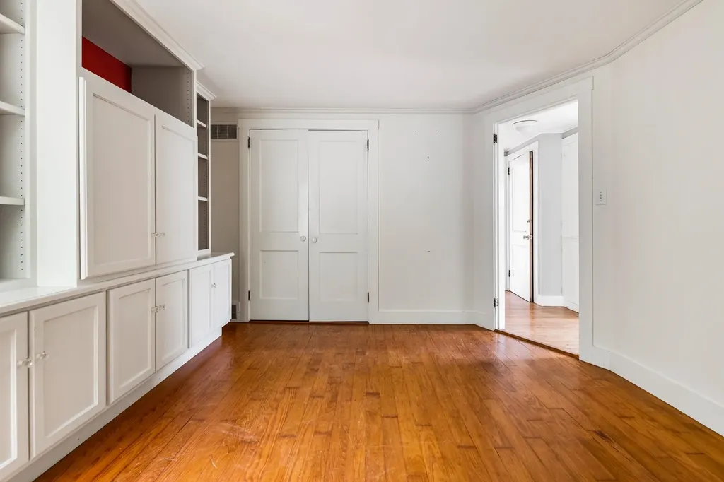 385 Seamans Road New London NH 03257