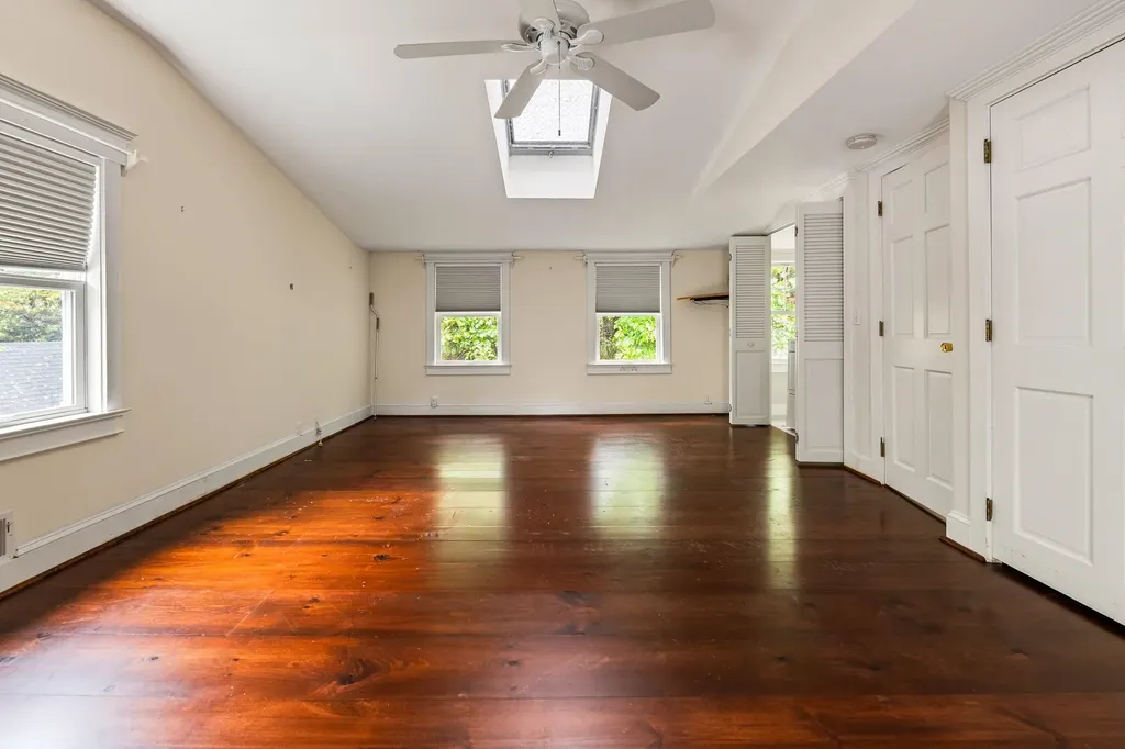 385 Seamans Road New London NH 03257