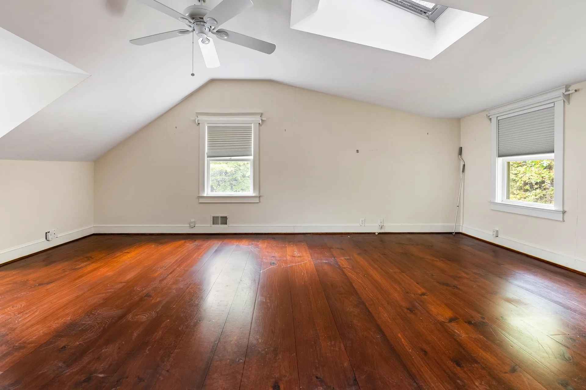 385 Seamans Road New London NH 03257