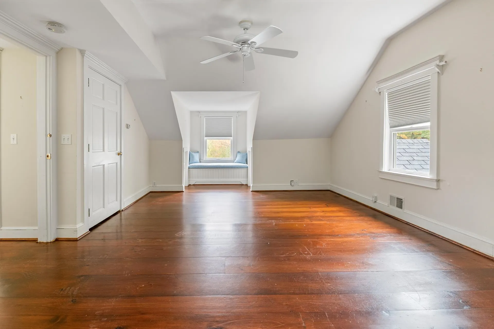 385 Seamans Road New London NH 03257