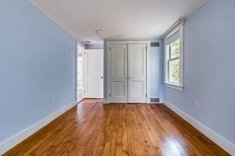 385 Seamans Road New London NH 03257