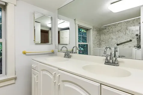 385 Seamans Road New London NH 03257