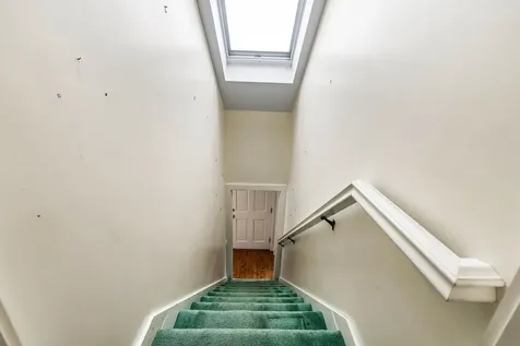 385 Seamans Road New London NH 03257