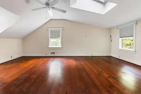 385 Seamans Road New London NH 03257