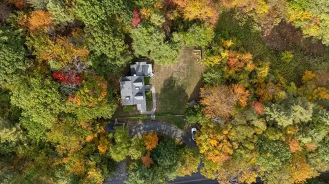 385 Seamans Road New London NH 03257